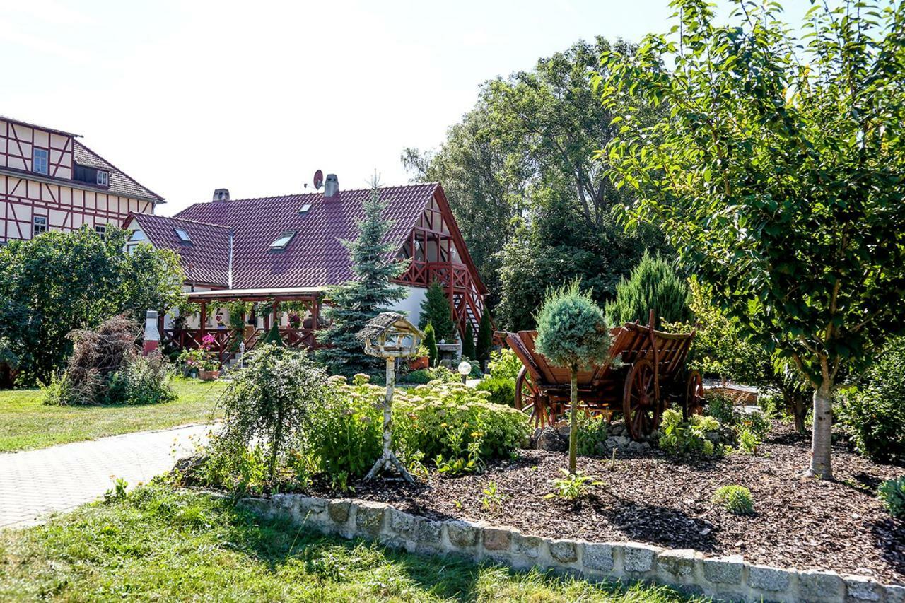 Ferienwohnung Im Schlossgarten Herbsleben Bagian luar foto